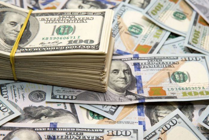 نگذاریم تجربه تلخ ارز ۴۲۰۰ تومانی مجدداً تکرار شود نگذاریم تجربه تلخ ارز ۴۲۰۰ تومانی مجدداً تکرار شود