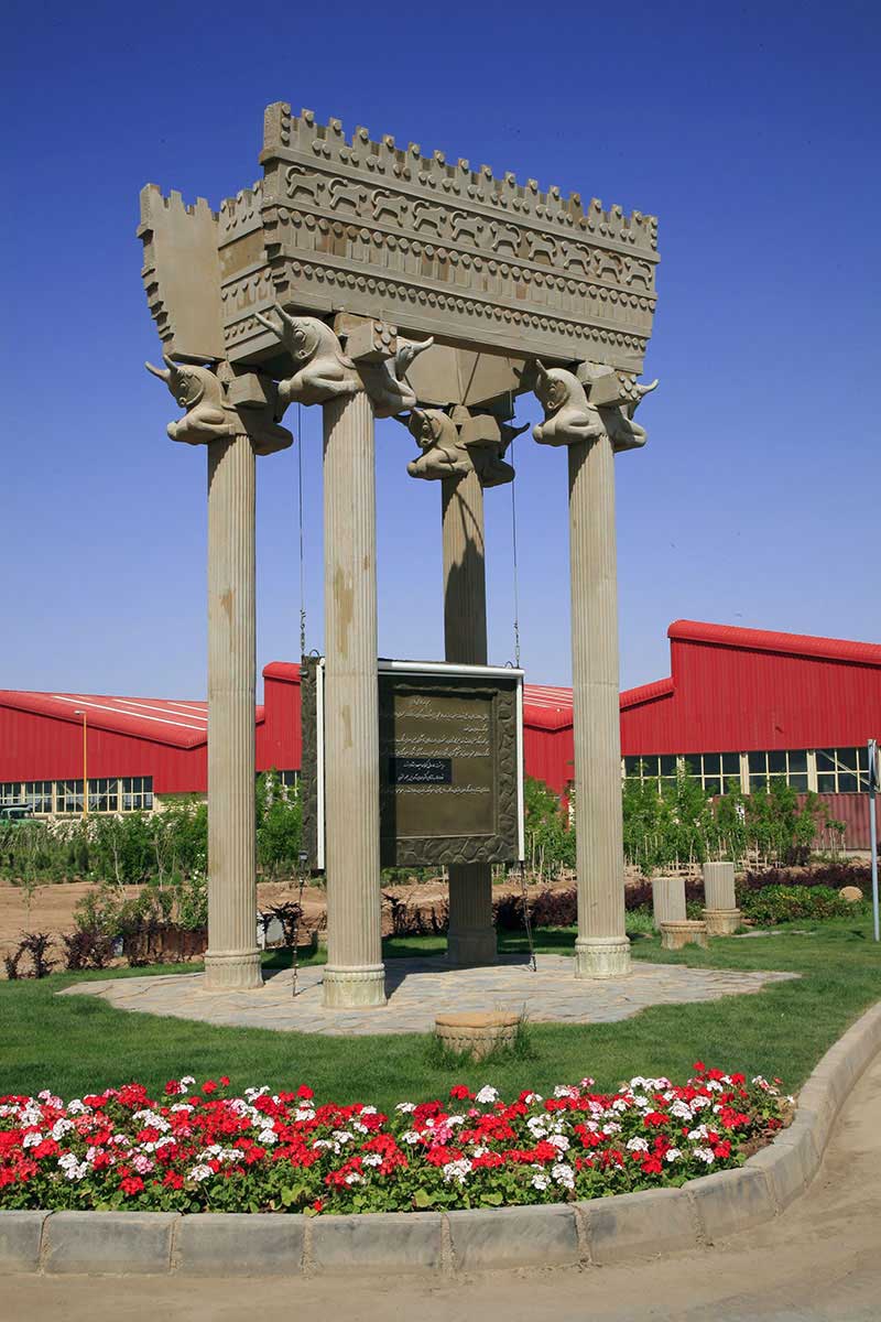 تولید ۵۰ میلیون مترمربع کاشی و سرامیک با اجرای طرح توسعه در سال رونق تولید