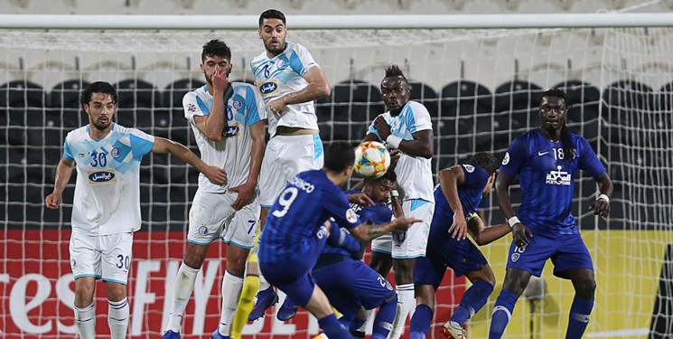 طباطبایی:مربی تیم را نبردند ولی خودشان در همه سفرها هستند!/دل آقایان به حال استقلال نمی‌سوزد