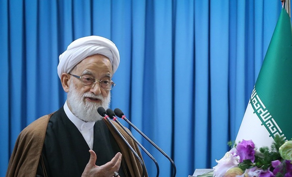 آیت الله امامی کاشانی: برای خدمت به ملت ارزش قائل باشیم