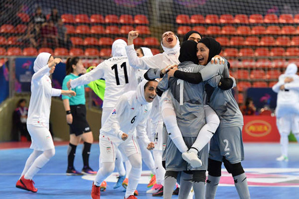 بانوان ایران به نیمه‌نهایی فوتسال دانشگاهی جهان صعود کردند