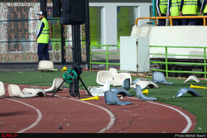 خسارت هواداران سپاهان به ورزشگاه آزادی +تصاویر