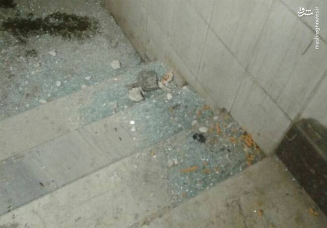 خسارت هواداران سپاهان به ورزشگاه آزادی +تصاویر