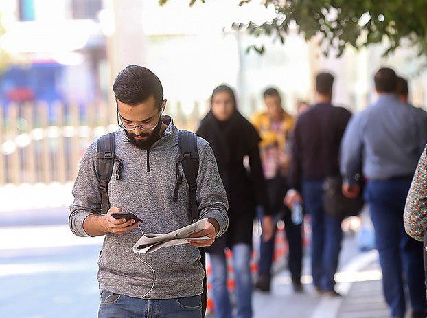 تخلف در فضای مجازی به آیین‌نامه انضباطی دانشجویان افزوده شد/ رصد دانشجویان در اینترنت