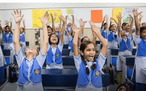 خودکشی ۲۰ دانشآموز هندی به خاطر نتایج امتحانات! خودکشی ۲۰ دانشآموز هندی به خاطر نتایج امتحانات!