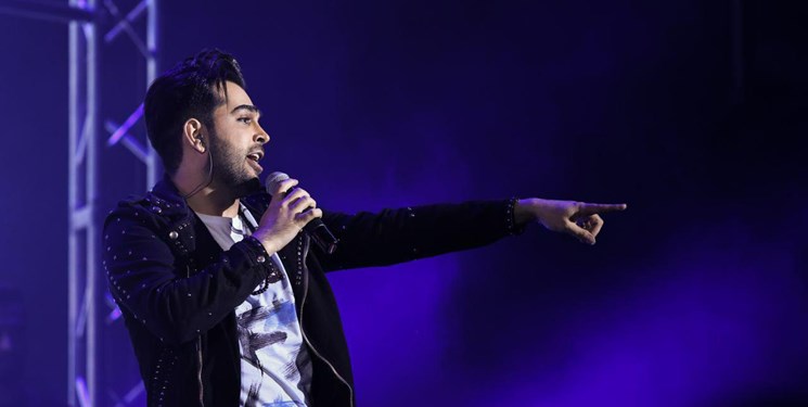 «فرزاد فرخ» اولین کنسرت خود را روی صحنه برد