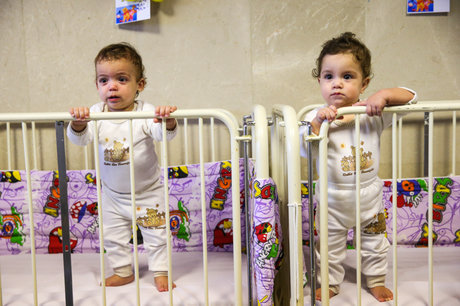 کمبود نیرو در «شیرخوارگاه آمنه» / پوشش ۲۶ هزار کودک بی‌سرپرست و بدسرپرست