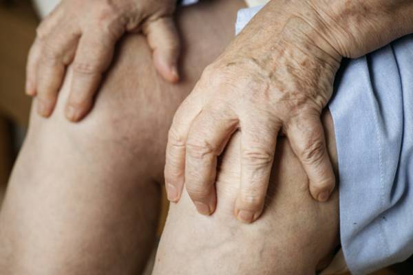 این روز‌ها آرتروز زانو را با چه روشی درمان می‌کنند؟