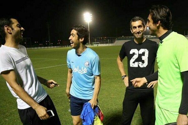 آتشی که به جان استقلال افتاده است/ بزرگانی که بزرگی نمی‌کنند