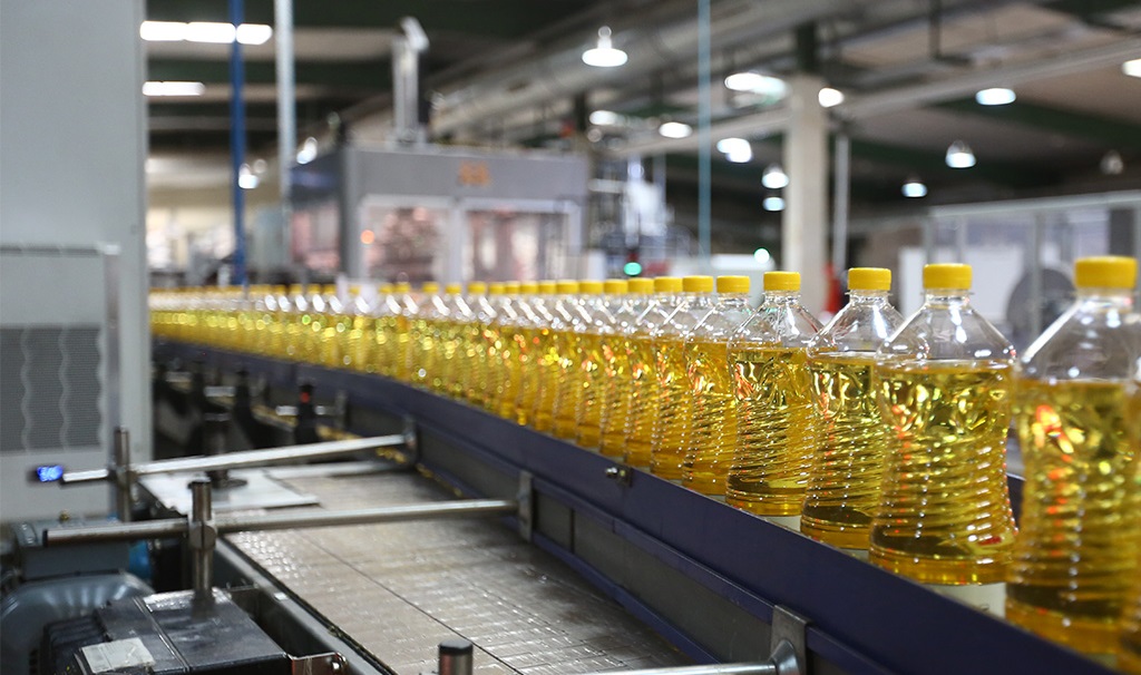 کمبود روغن در بازار/ روغن هم به شکر پیوست////////////// تعطیلات1