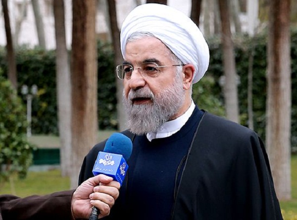 تمسخر روحانی در شبکه‌های اجتماعی و یک سوال: وظیفه این همه مشاور و دستیار روحانی چیست؟