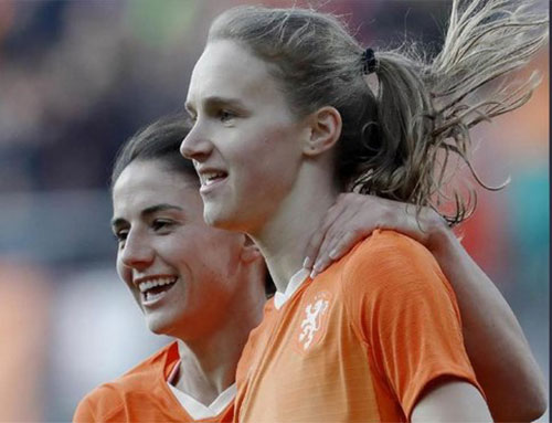 ۱۰ ستاره درخشان جام جهانی فوتبال زنان