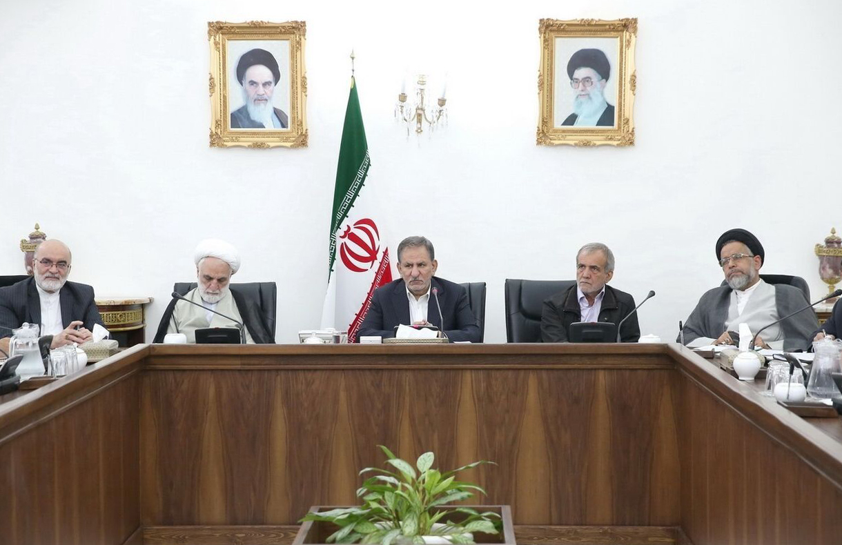 جهانگیری: نباید در مبارزه با مفاسد اقتصادی تعلل کنیم