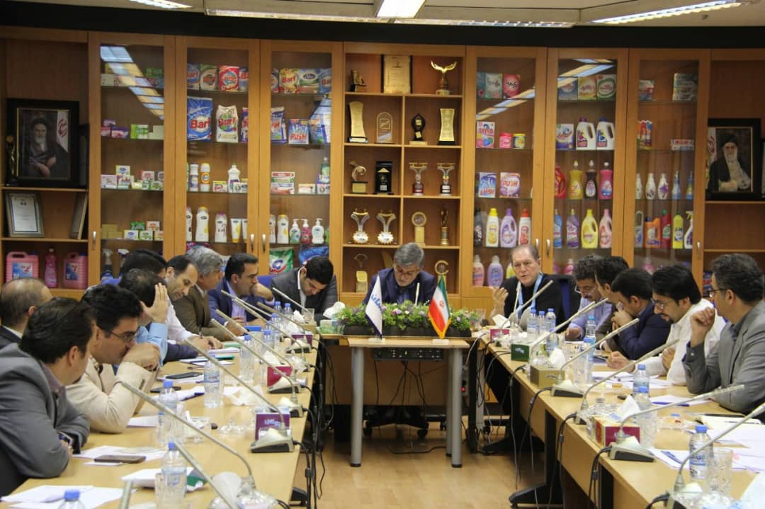 هفتمین نشست هم اندیشی شرکتهای عضو هلدینگ صنعت شوینده برگزار شد هفتمین نشست هم اندیشی شرکتهای عضو هلدینگ صنعت شوینده برگزار شد