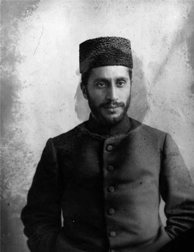 چهره ها / سیدضیاءالدین طباطبایی، رئیس‌الوزرای قجری برای پهلوی