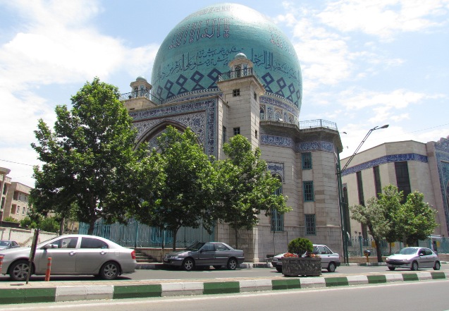 حسینیه ارشاد در دست روحانیت سنتی