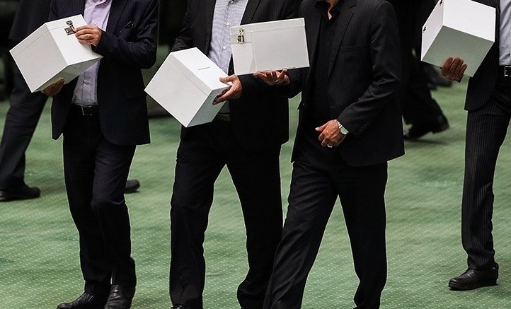 چگونه میانه روها مطهری را فدای لاریجانی کردند؟/ آیا لیست امید شکست خورد؟ چگونه میانه روها مطهری را فدای لاریجانی کردند؟/ آیا لیست امید شکست خورد؟