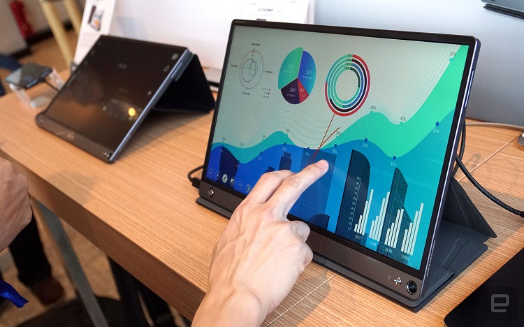 رونمایی ایسوس از اولین مانیتور گیمینگ قابل حمل ۲۴۰ هرتزی