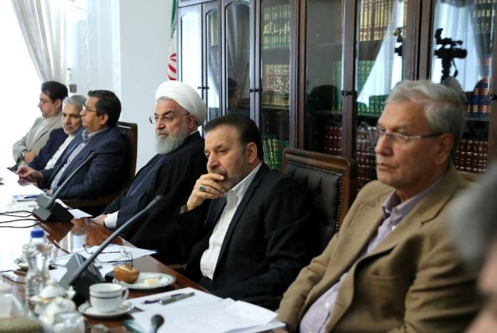 نظام اقتصادی، مجموعه غیردولتی را تنی نمی‌داند/ زینت‌المجالس دولتی‌ها شده‌ایم