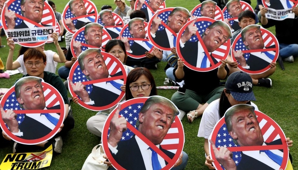 اعتراض مردم کره جنوبی به سفر دونالد ترامپ