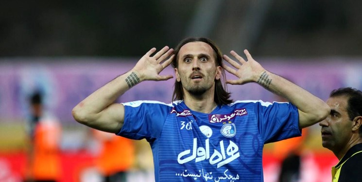 پایان غائله استقلال و پروپیچ با تامین مطالبات بازیکن شاکی/ فرارآبی پوشان از خطر محرومیت پایان غائله استقلال و پروپیچ با تامین مطالبات بازیکن شاکی/ فرارآبی پوشان از خطر محرومیت