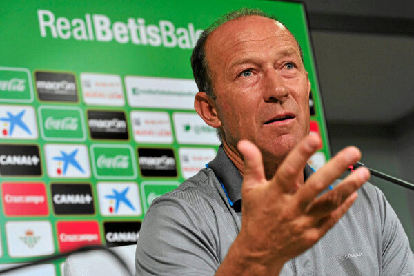 مراسم معارفه سرمربی جدید پرسپولیس لغو شد!