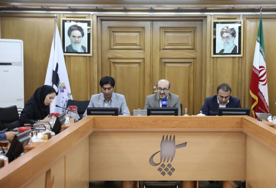 حضور۲۰ درصدی زنان در انتخابات شورایاری ها/ پاسخ سخنگوی شورای شهر تهران به ادعای مرتضی طلایی