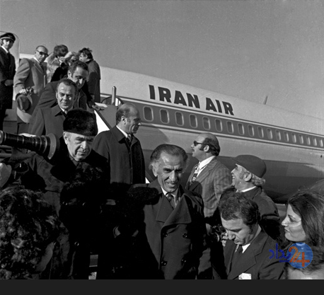 جمشید آموزگار