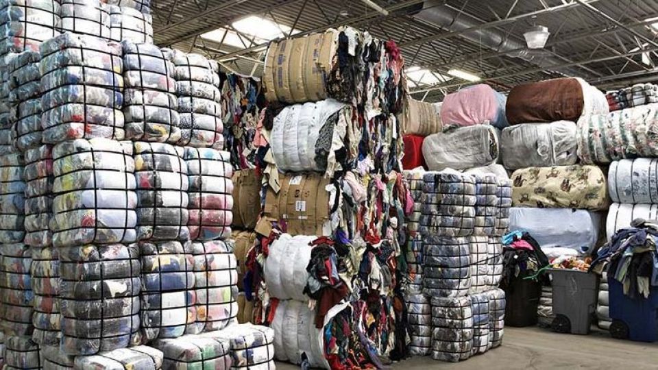 کاهش ۱۰۰ میلیون دلاری قاچاق پوشاک