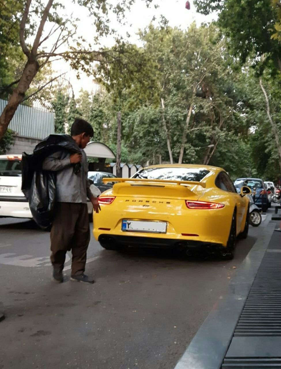 اختلاف طبقاتی وحشتناک در خیابان‌های تهران! + عکس