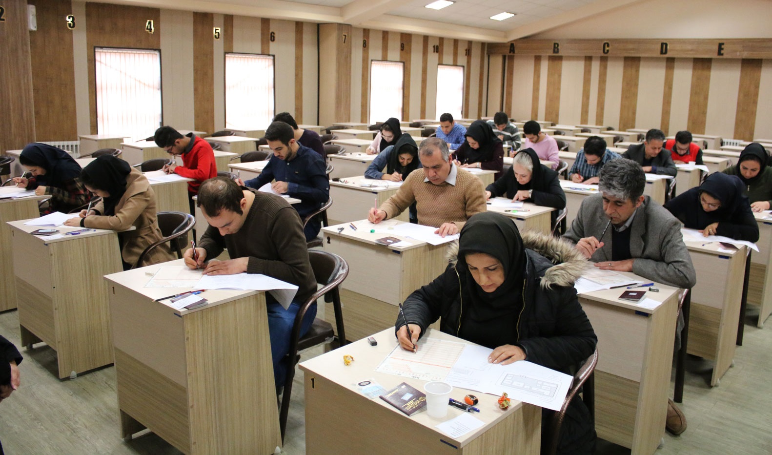 هزینه سه میلیون تومانی برای آزمون آیلتس هزینه سه میلیون تومانی برای آزمون آیلتس