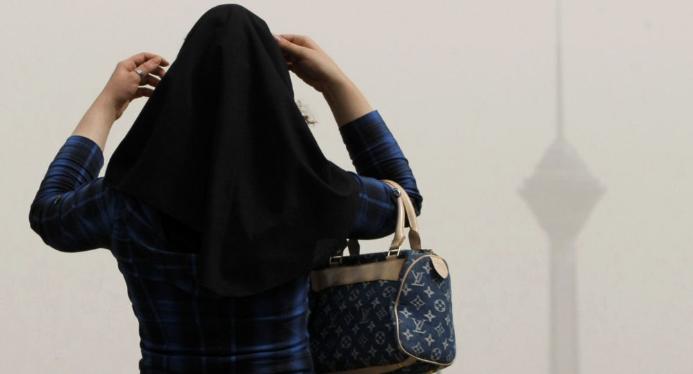 گزارش بدحجابی تلاش برای پروندهسازی/ ضرورت چاره اندیشی برای سوءاستفادهها گزارش بدحجابی تلاش برای پروندهسازی/ ضرورت چاره اندیشی برای سوءاستفادهها