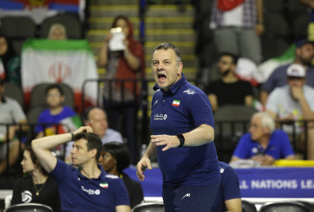 ناگفته‌ها از رفتار نامناسب پلیس فرودگاه شیکاگو با تیم ملی والیبال ایران