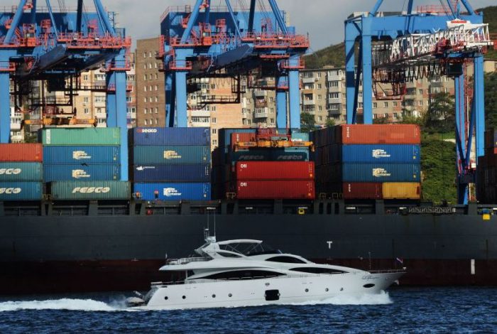 اهمیت کریدور بین المللی شمال به جنوب در توسعه مناطق آزاد ایران