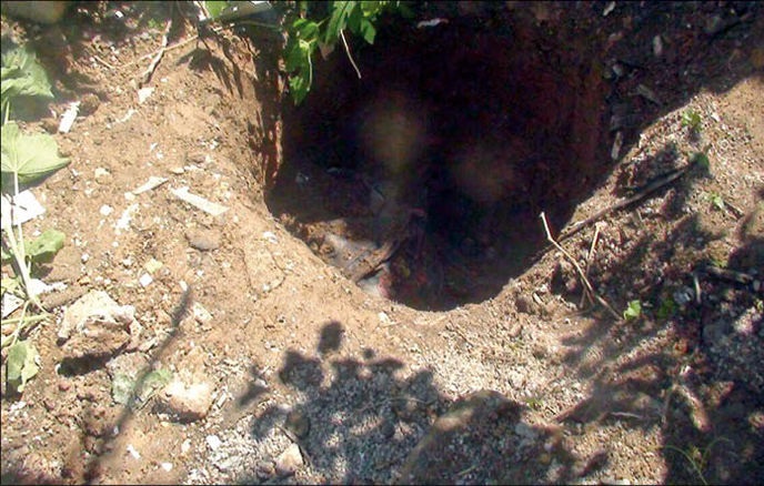 عامل قتلهای سریالی مشهد: پاهایش را اره نکردم! + عکس هولناک عامل قتلهای سریالی مشهد: پاهایش را اره نکردم! + عکس هولناک