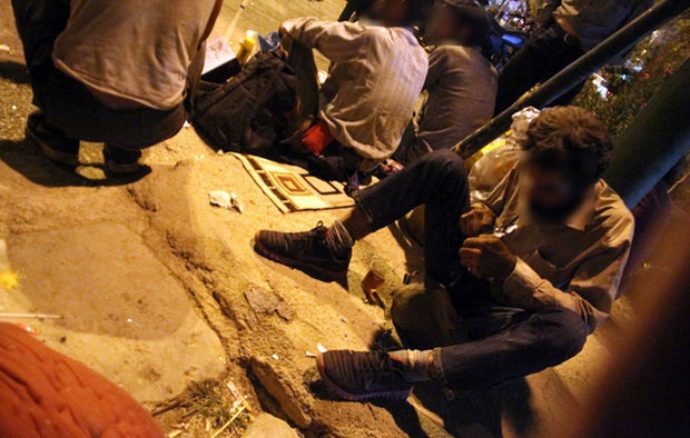 دوربین مخفی عجیب از وضعیت معتادان در شهر +فیلم