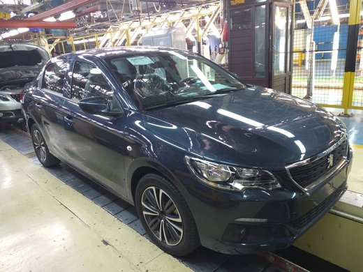 تولید پژو ۳۰۱ در ایران آغاز شد +عکس