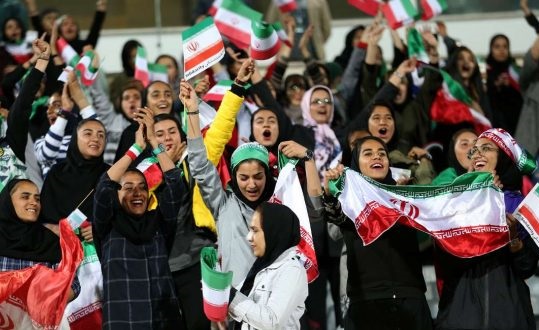 مجوز حضور بانوان در آزادی صادر نشد/ دیدار امروز تیم امید بدون تماشاگران خانم مجوز حضور بانوان در آزادی صادر نشد/ دیدار امروز تیم امید بدون تماشاگران خانم