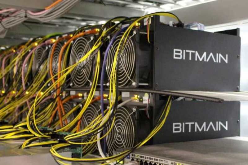 پیشنهاد وزارت نیرو درباره برق مصرفی ارزرمزها به دولت رفت