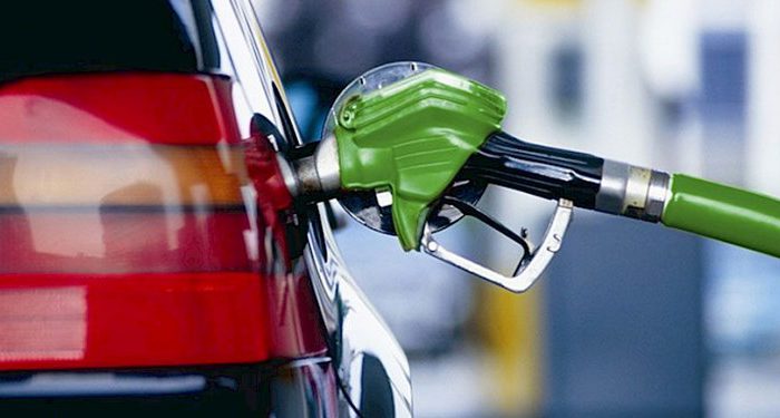 یارانه پنهان بنزین به جیب ثروتمندان می‌رود/ کارت سوخت در رصد مصرف بنزین موثر است