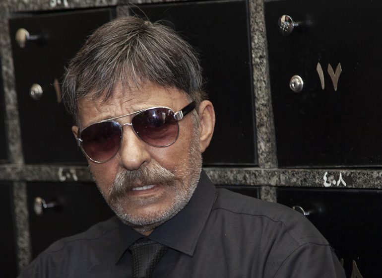 مراسم ختم فرزند عقیلی بازیگر قدیمی +عکس