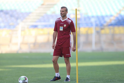 کالدرون، سیدجلال حسینی را نیمکت‌نشین کرد!