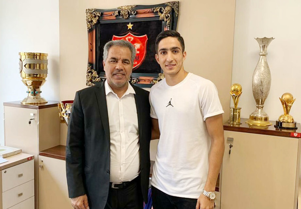قرارداد حسینی با پرسپولیس تمدید شد قرارداد حسینی با پرسپولیس تمدید شد