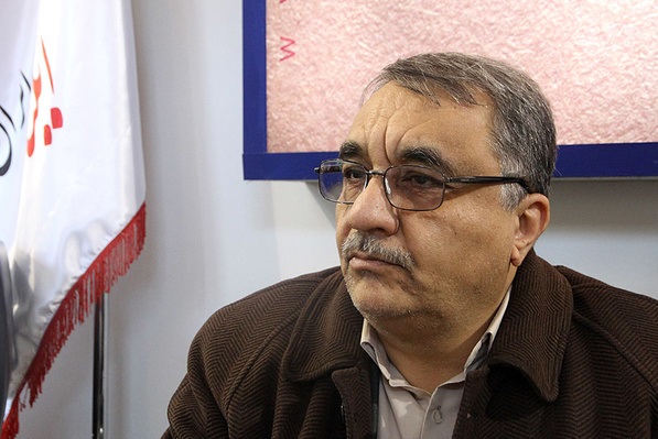 تماس‌های رئیس‌جمهور فرانسه حامل پیام گفت‌و‌گوی اروپا با آمریکا است/ غرب نمی‎خواهد ایران وارد فاز سوم کاهش تعهدات شود