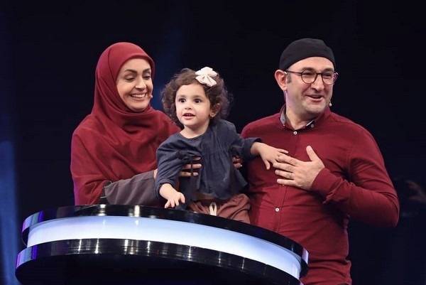 بازیگر پایتخت و همسرش مهمان کودک شو  +عکس