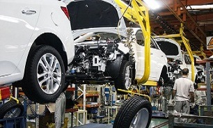 مبارزه با تحریم ها با داخلی سازی صنعت خودرو