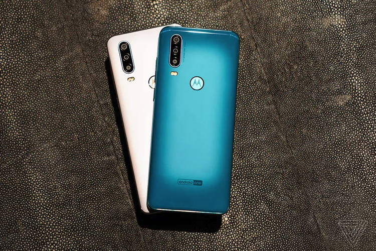 موتورولا وان اکشن با دوربین فوق عریض رونمایی شد