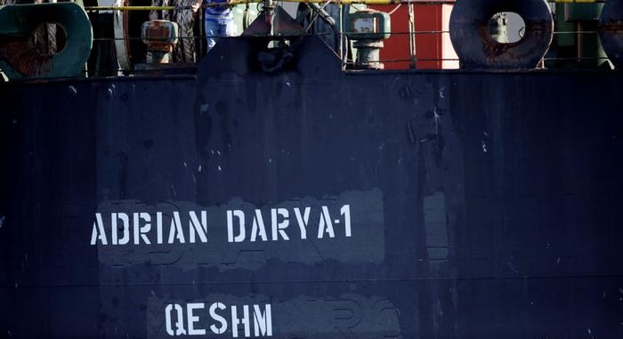 نفت کش توقیف شده ایرانی به سمت یونان در حرکت است/ درگیری میان اروپا و آمریکا بر سر ایران شدت گرفت