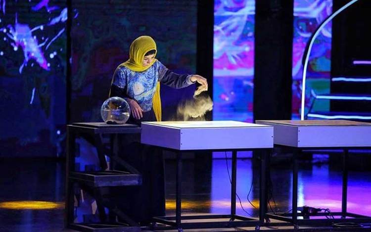 اجراى جالب فاطمه عبادى در فینال عصرجدید +فیلم اجراى جالب فاطمه عبادى در فینال عصرجدید +فیلم