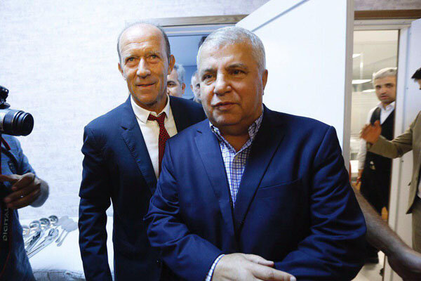 پروین به تمرین پرسپولیس میرود پروین به تمرین پرسپولیس میرود